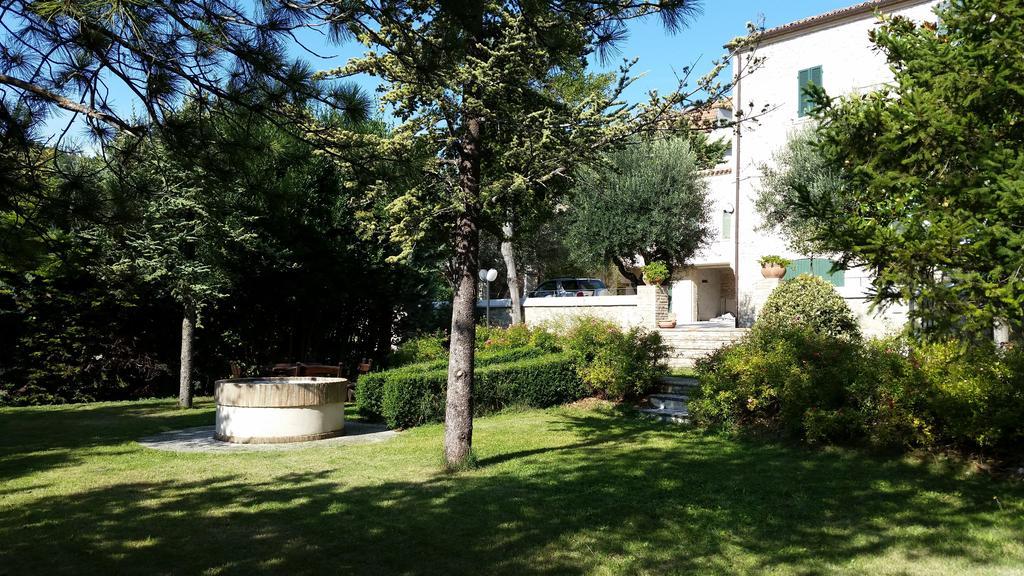 La Panoramica Apartment Avenale Luaran gambar